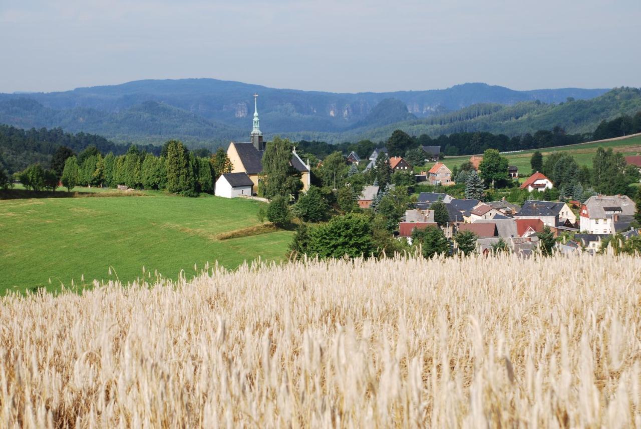 Fh Am Osterbrunnen Hotel Hinterhermsdorf Ngoại thất bức ảnh