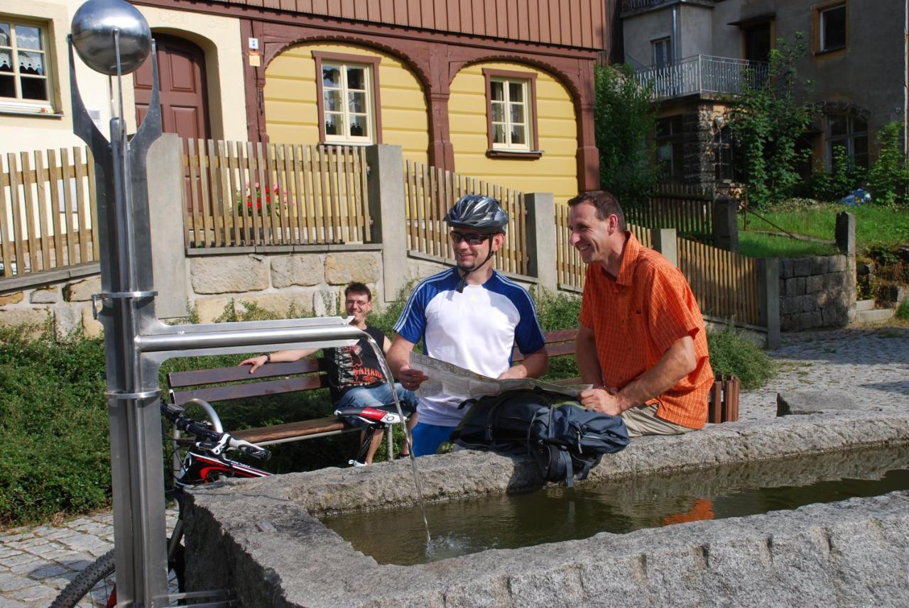 Fh Am Osterbrunnen Hotel Hinterhermsdorf Ngoại thất bức ảnh